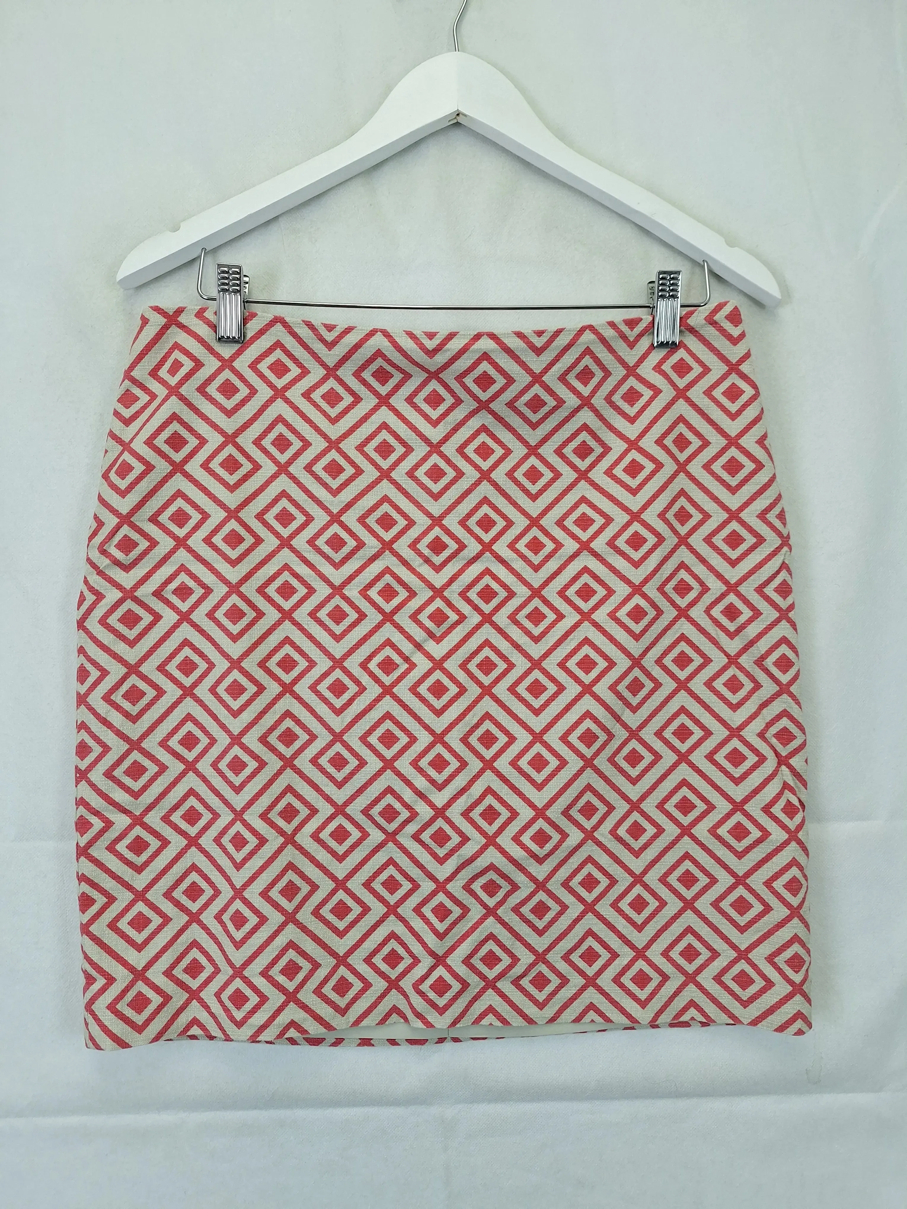 Ann Taylor Bubblegum Geometric Pencil Skirt Size 10 Petite