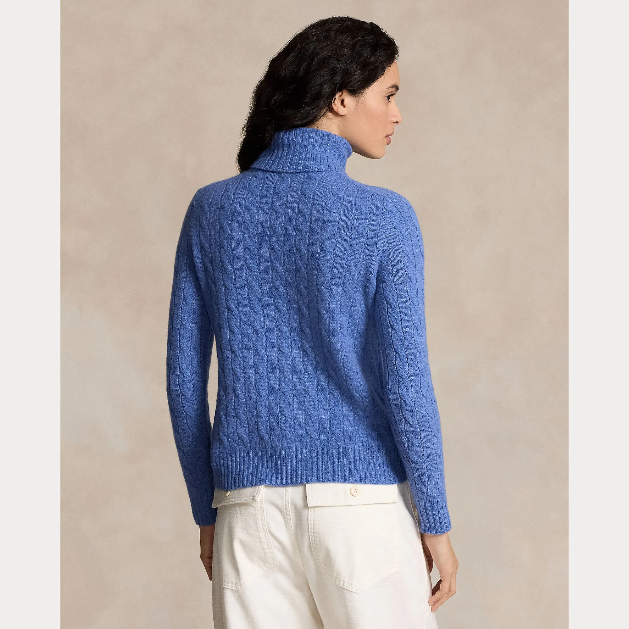 CABLE TURTLENECK SWEATER