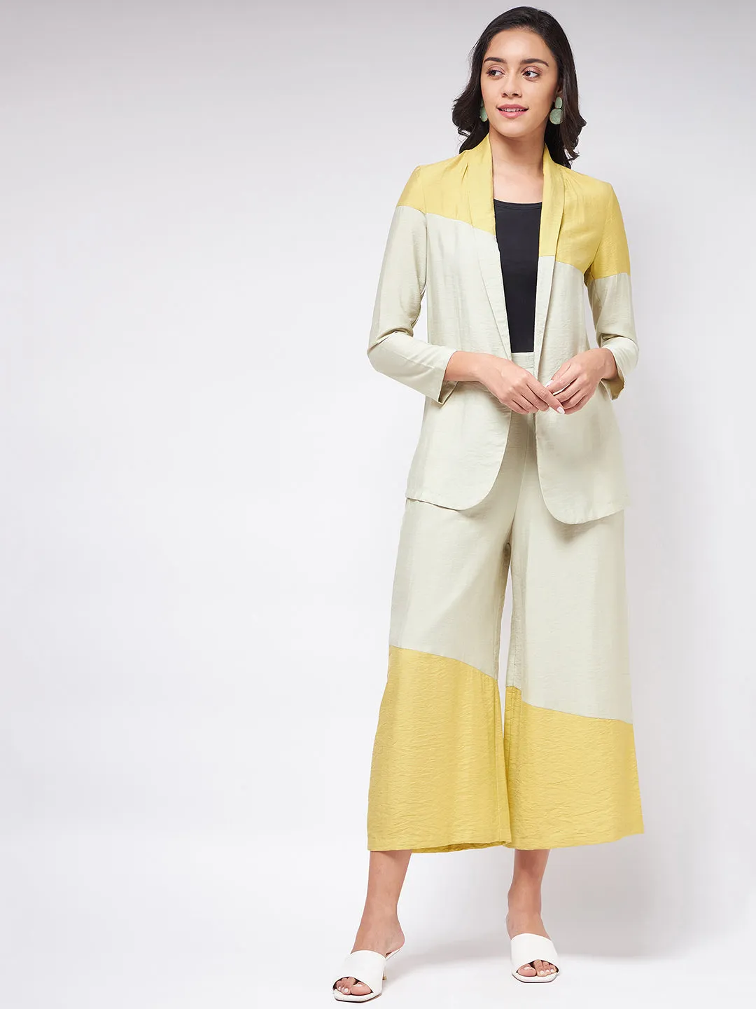 Flaunt Yourself In Solid Colorblock Blazer With Matching Pants Set