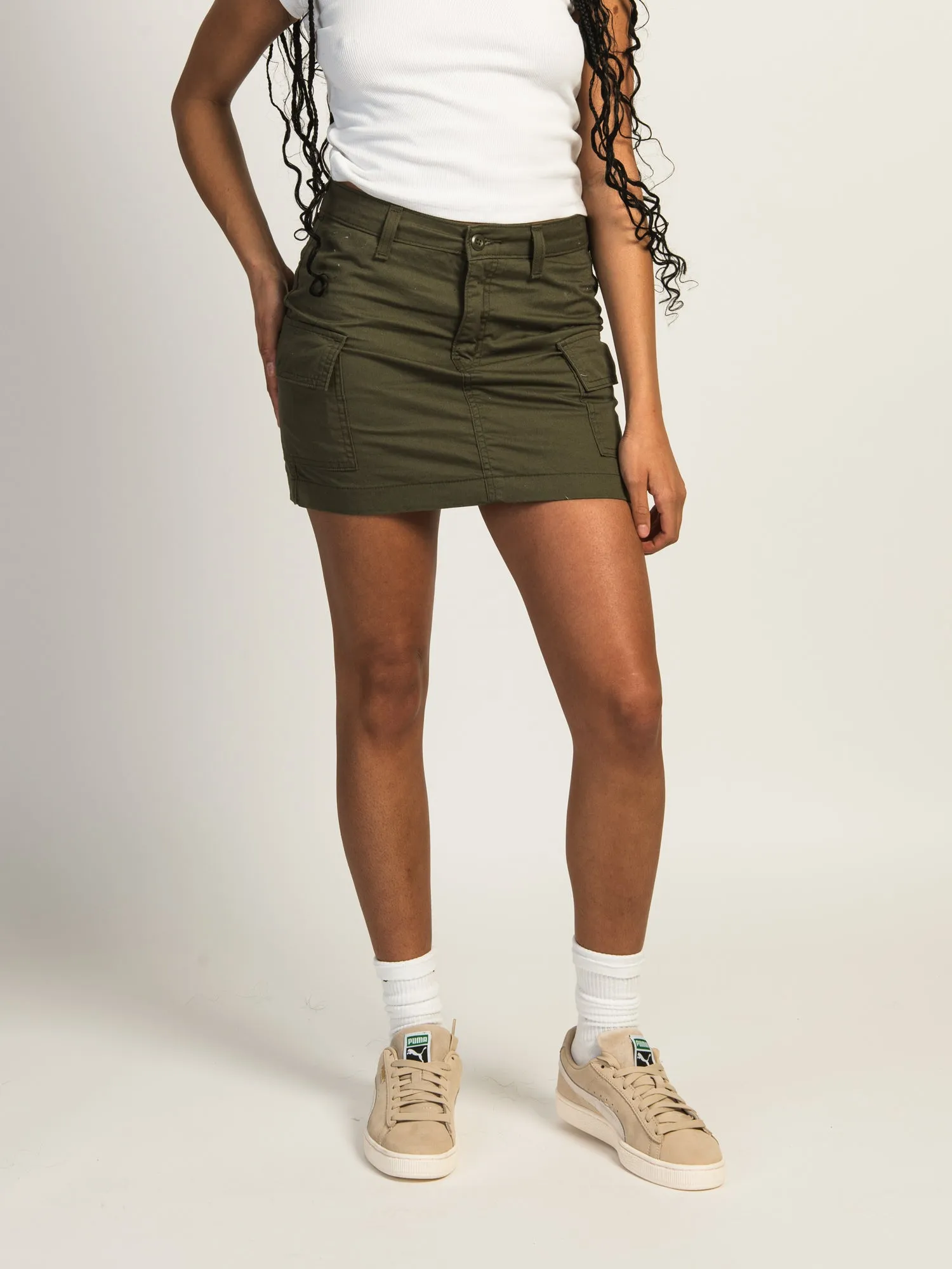 LEVIS MINI CARGO SKIRT - OLIVE