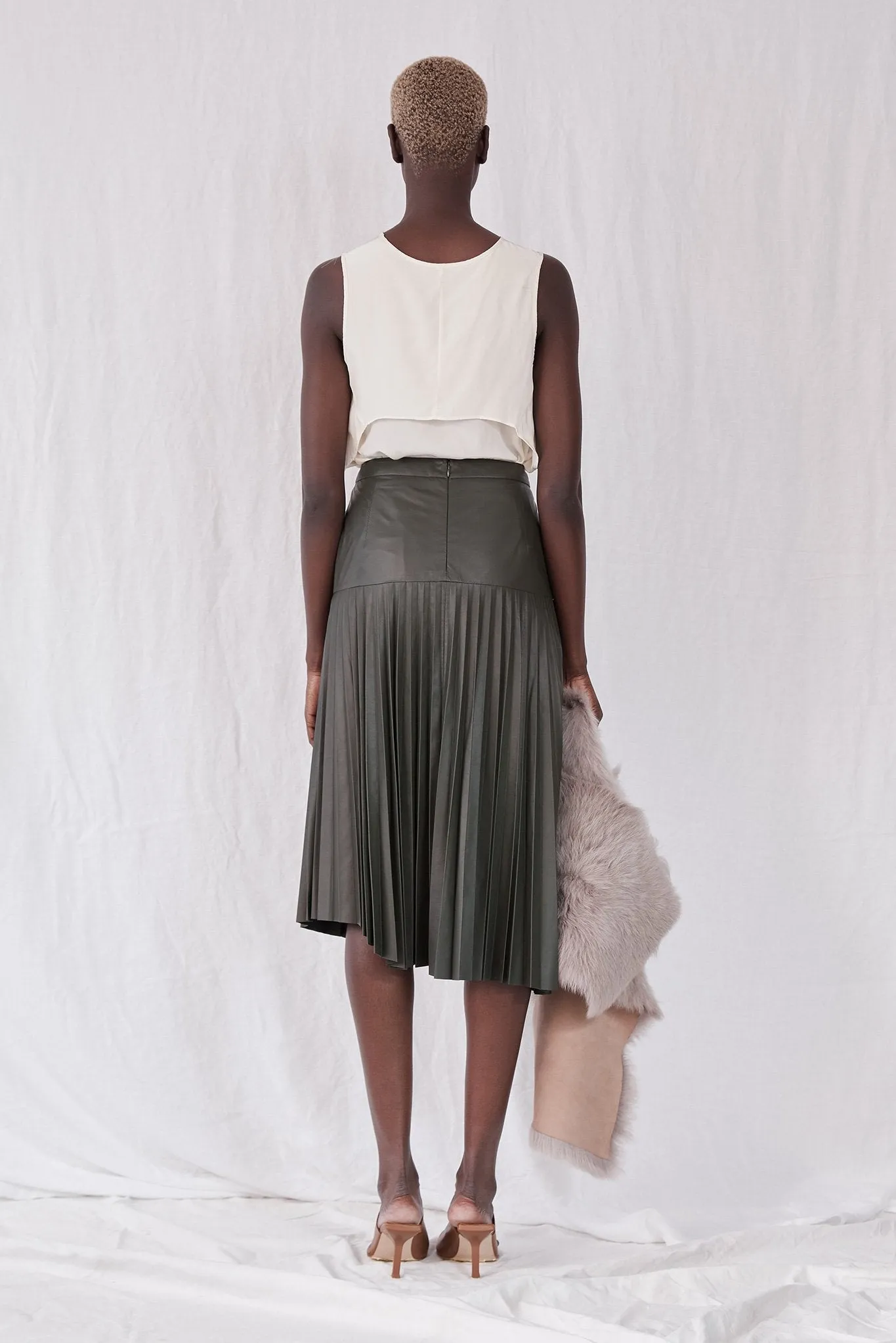 Park Avenue Pleated Skirt Bottlebush Green Leather