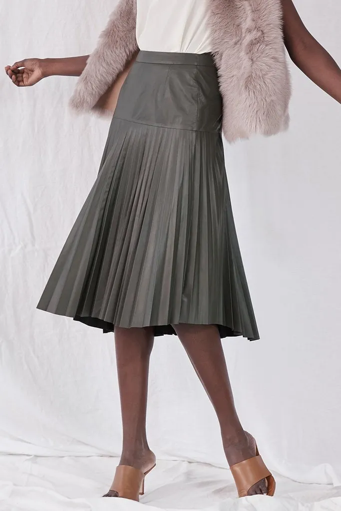 Park Avenue Pleated Skirt Bottlebush Green Leather