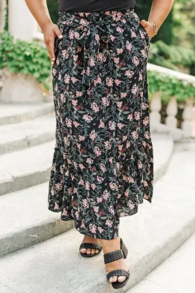 *Size 1XL: Meciela Floral Skirt