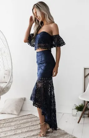 Stylish 2-Piece Lace Clothing Set