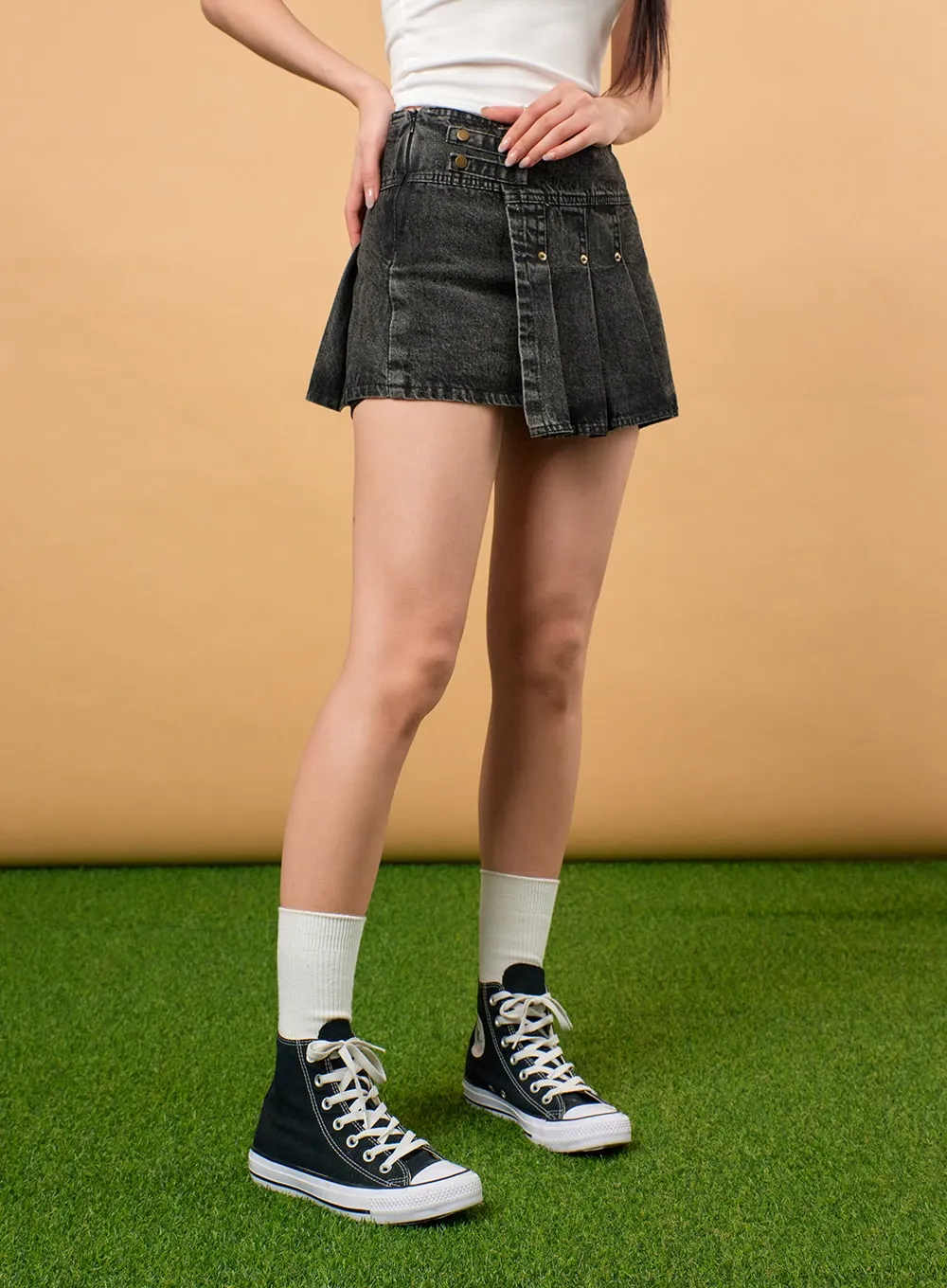 Unbalanced Denim Pleated Mini Skirt IJ430