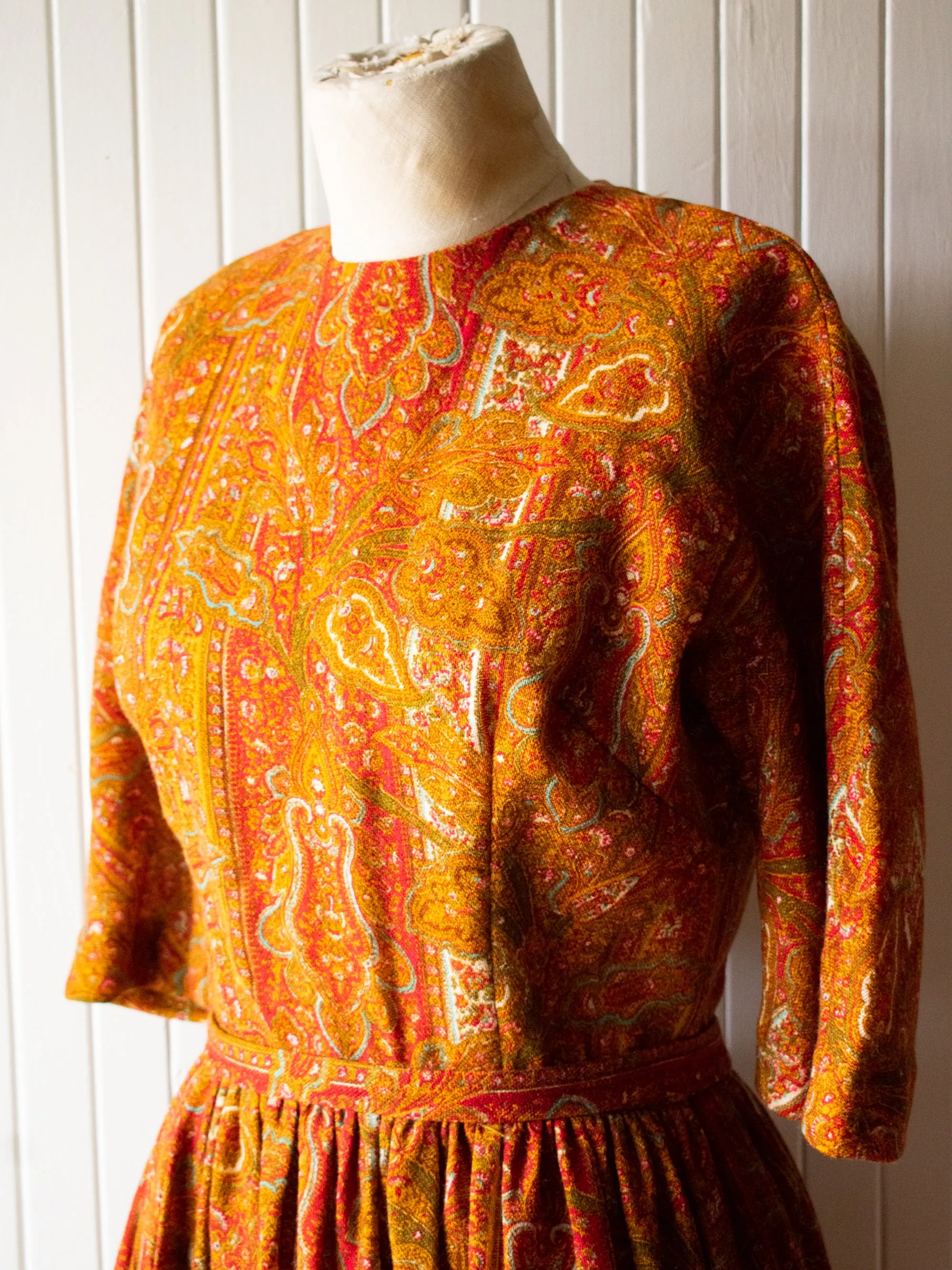 Vintage 1960s Burnt Orange Paisley Sheath Dress Small